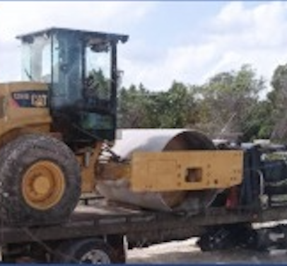 Rodillo Bomag de Faramar sobre camión