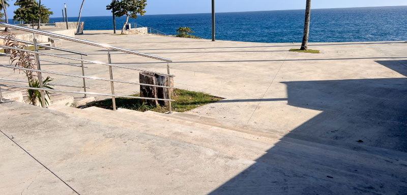 Malecón del Este 1